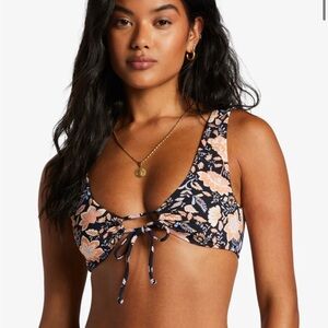 Billabong hide away hippie ruch bikini top — brand new with tags